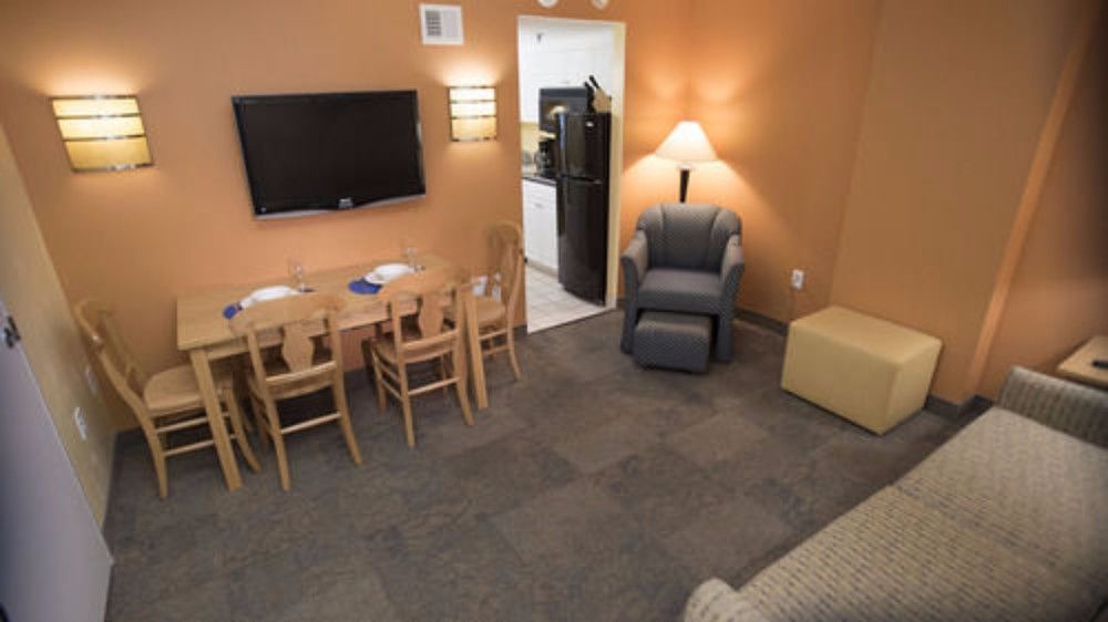 The Ocean Key Virginia Resort 3*